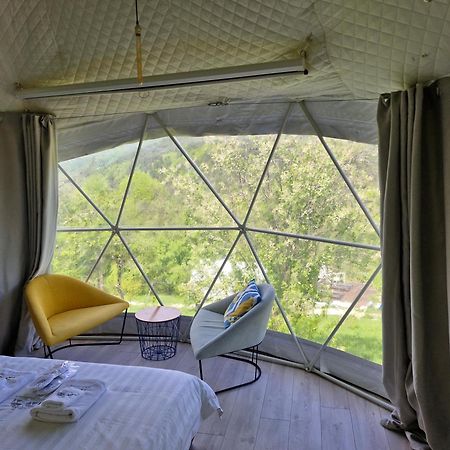 Glamping Georgia Krikhi Hotell Ambrolauri Exteriör bild