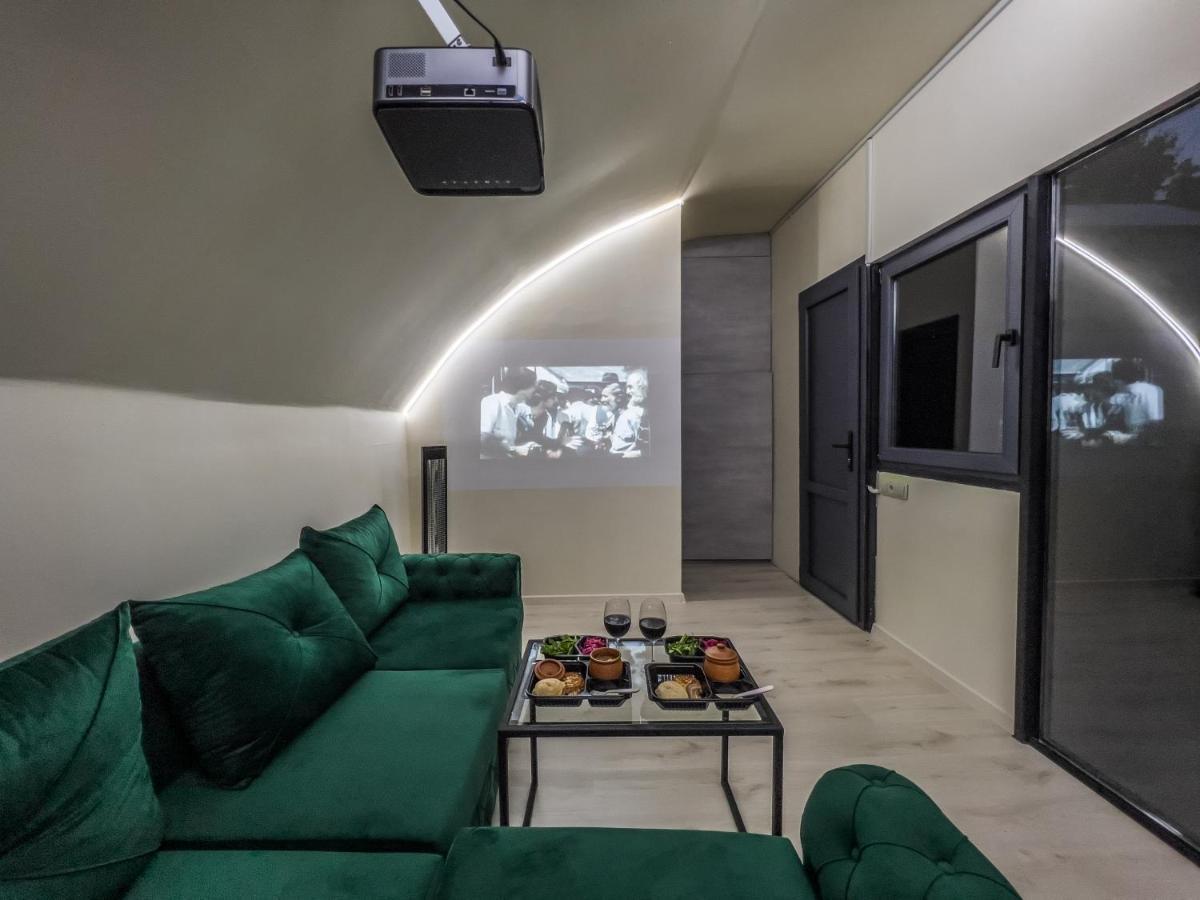 Glamping Georgia Krikhi Hotell Ambrolauri Exteriör bild