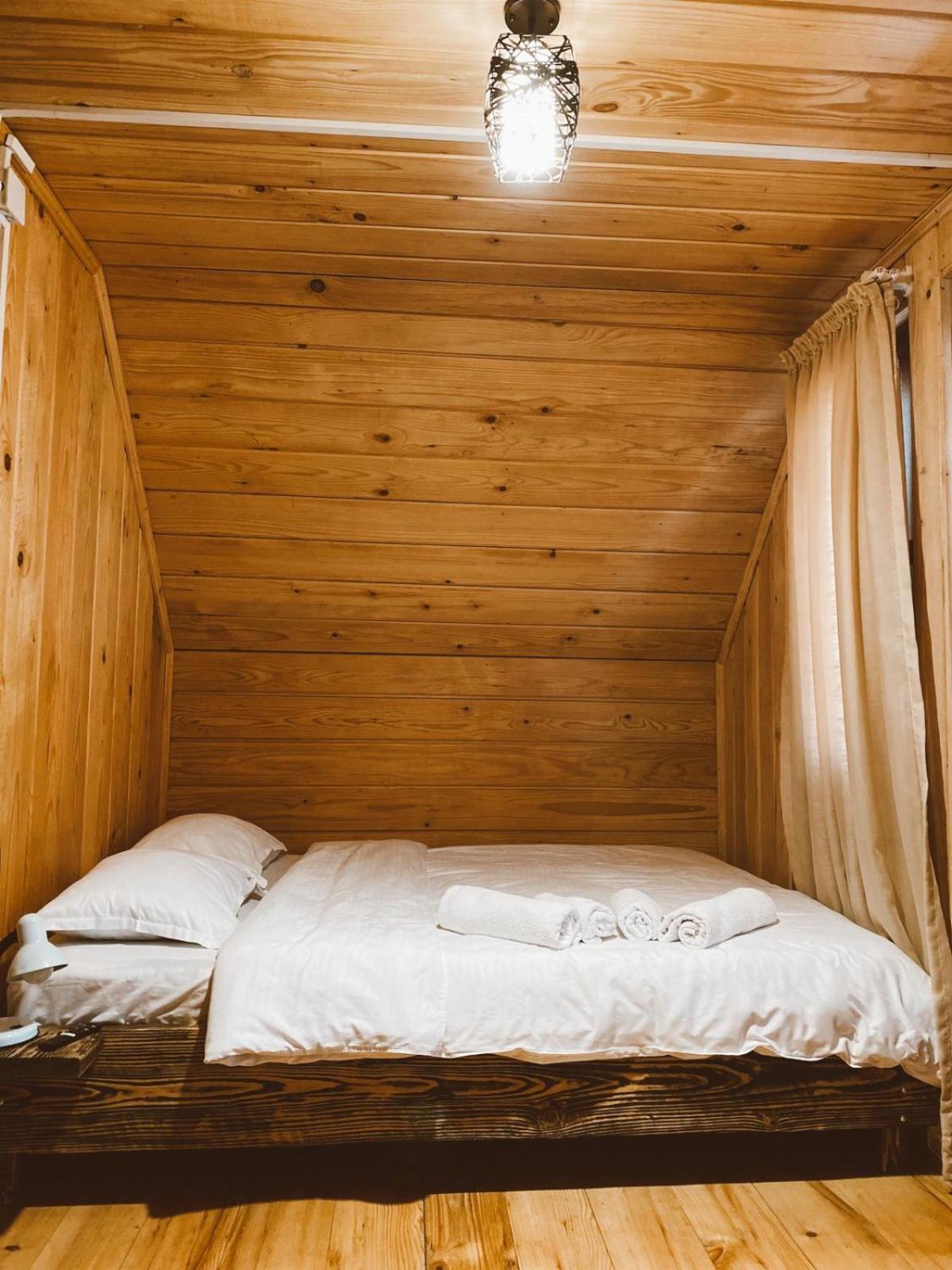 Glamping Georgia Krikhi Hotell Ambrolauri Exteriör bild