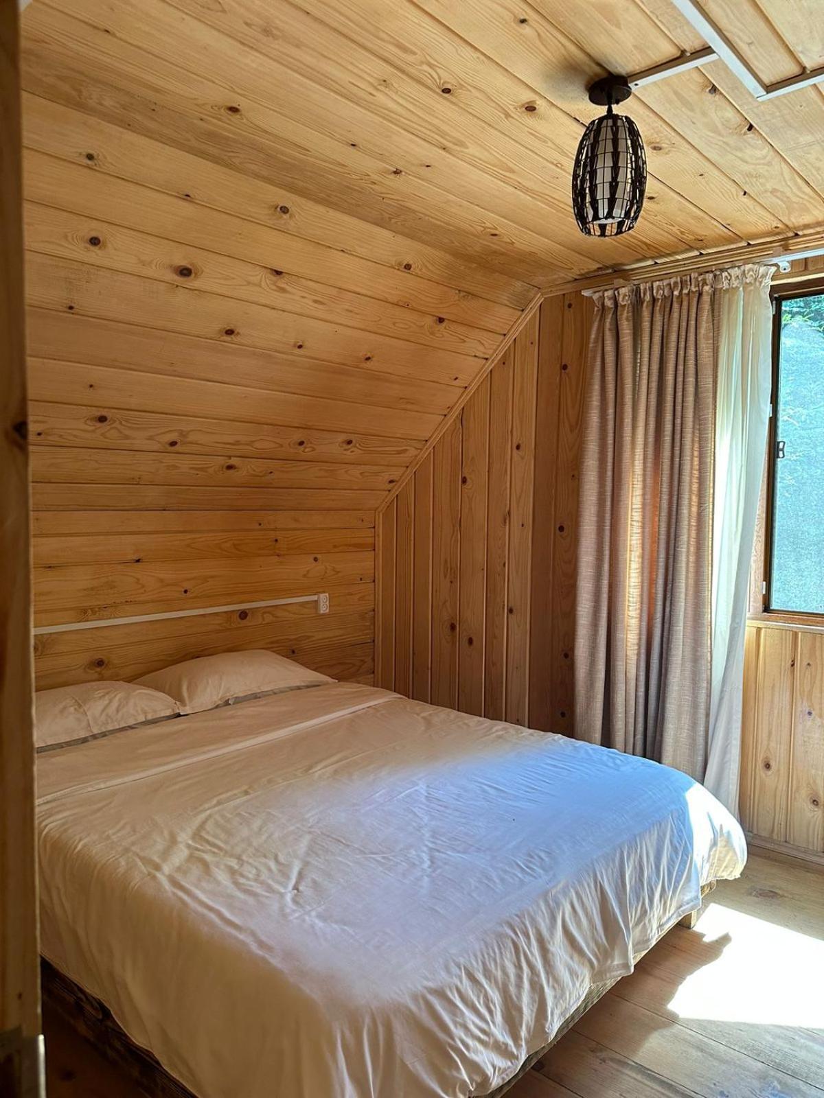 Glamping Georgia Krikhi Hotell Ambrolauri Exteriör bild
