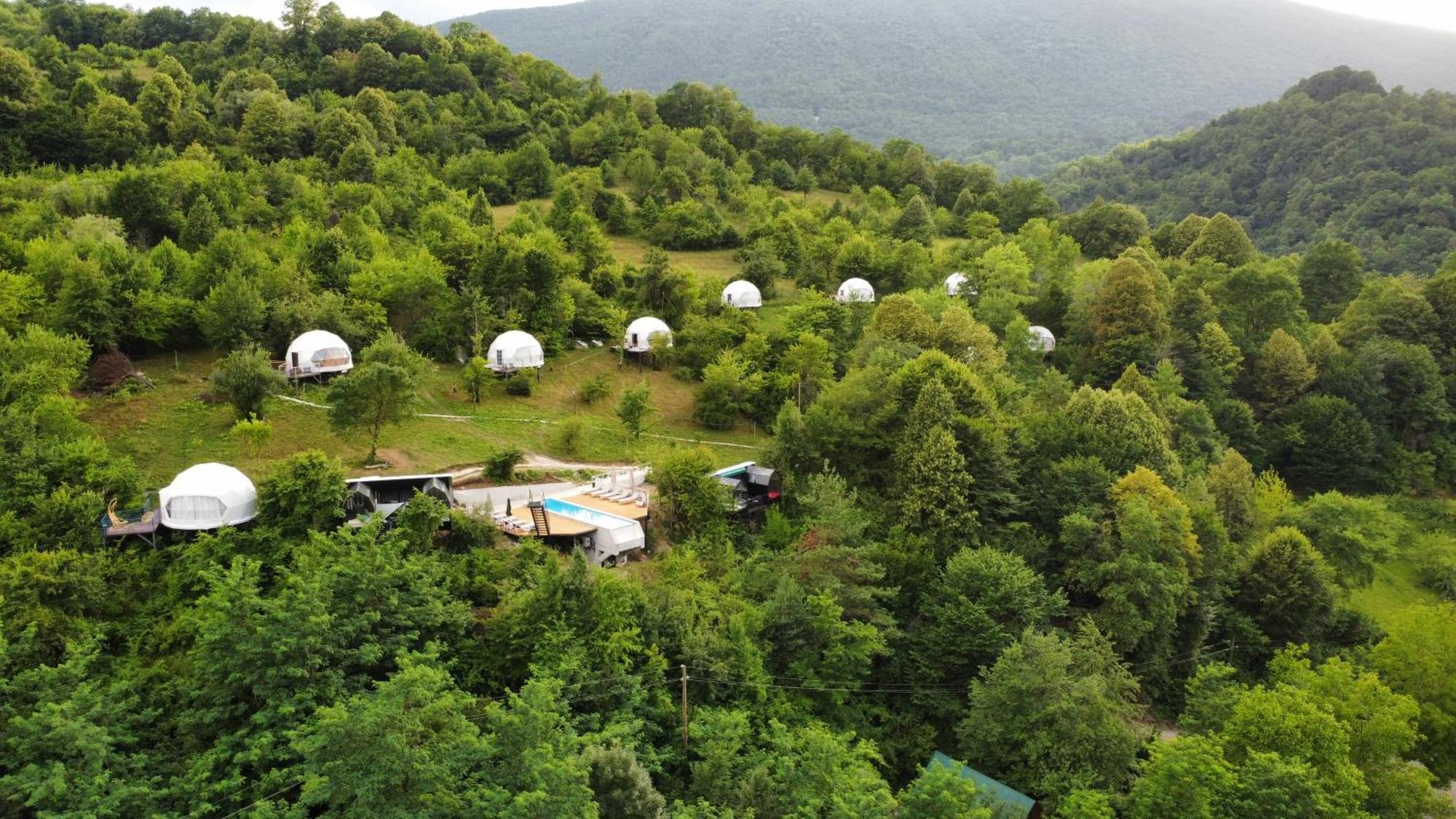 Glamping Georgia Krikhi Hotell Ambrolauri Exteriör bild