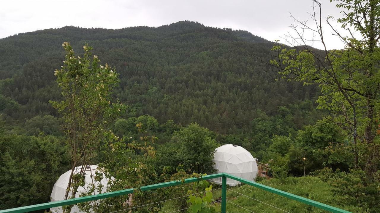 Glamping Georgia Krikhi Hotell Ambrolauri Exteriör bild
