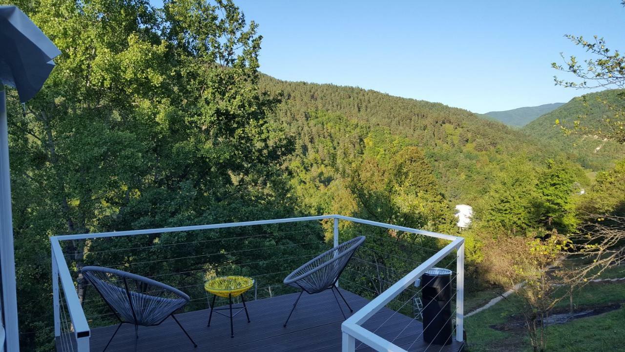 Glamping Georgia Krikhi Hotell Ambrolauri Exteriör bild